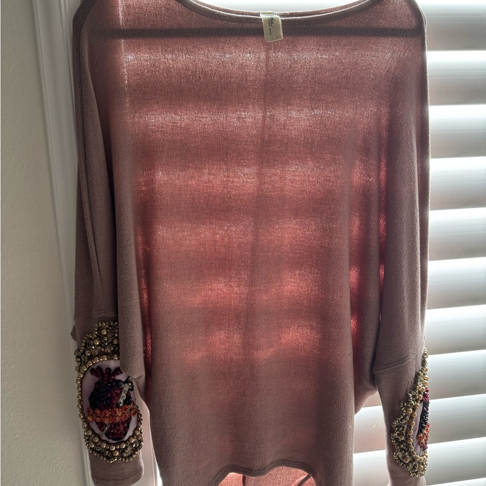Handmade embroidery blouse by designer Josefina By Vero Solís